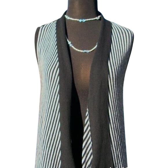 Cache Black White Cardigan Shrug Wrap Vest Top New Stretch Knit $88 NWT - Picture 2 of 3